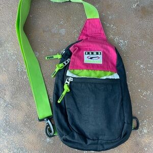 Puma Retro Shoulder crossbody sling Bag  /Great Condition /90s 80s Vibe